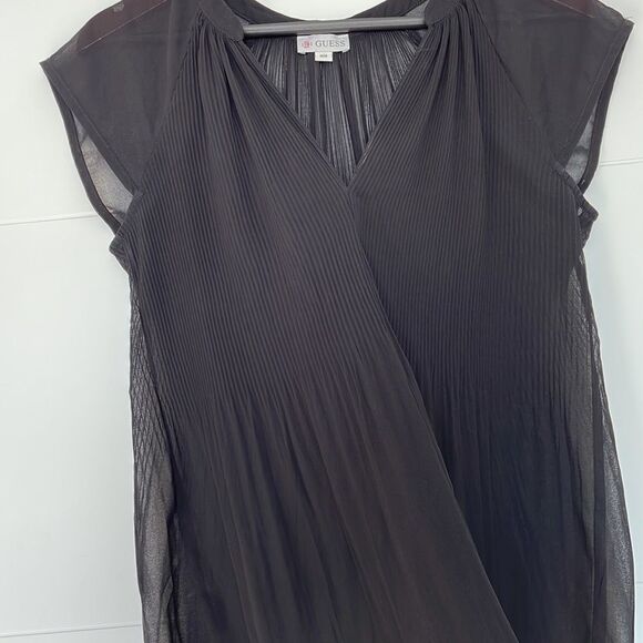 𝅺Guess Sheer Black Top - Picture 4 of 9